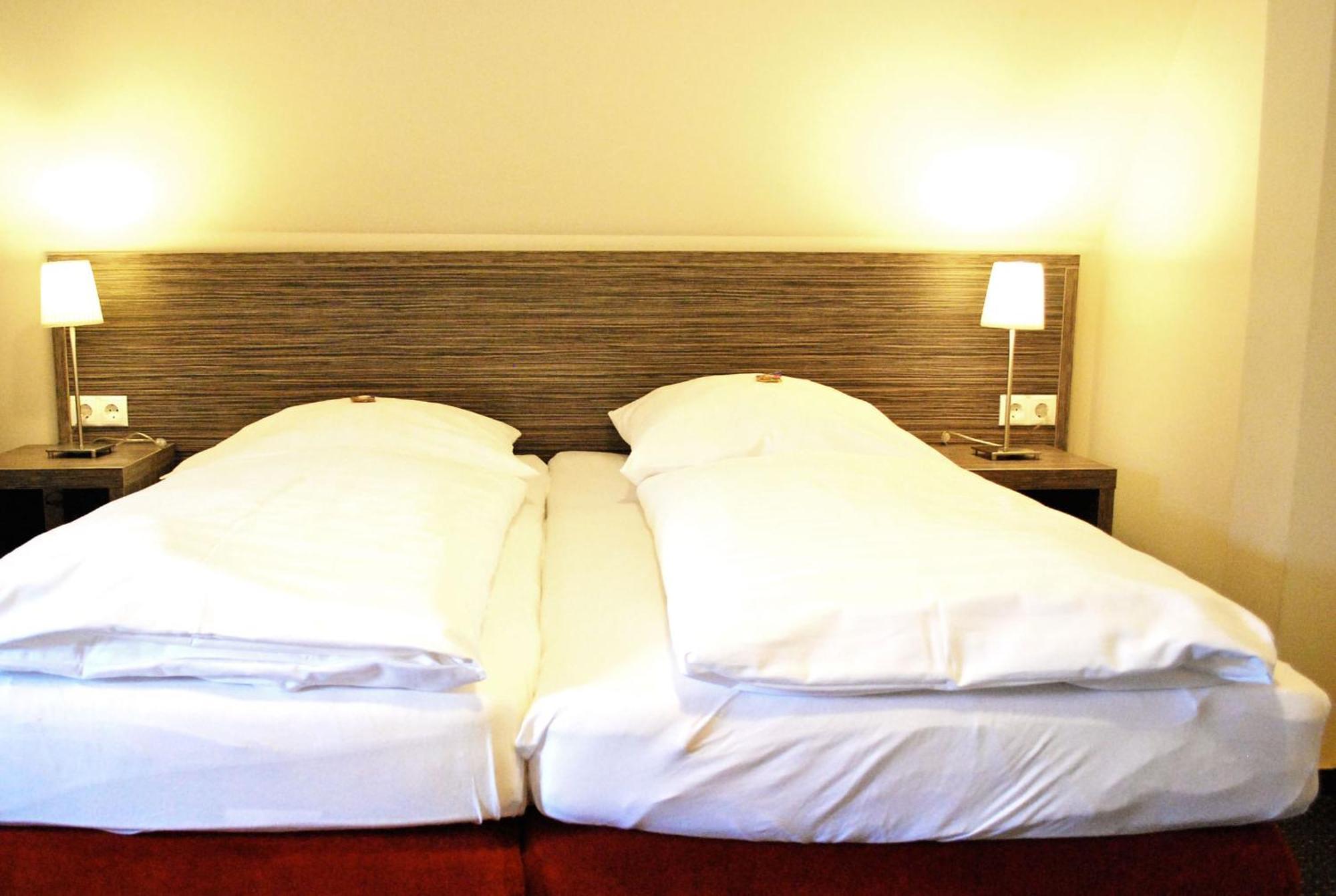 Hotel Dietrichsdorfer Hof Kiel Dış mekan fotoğraf